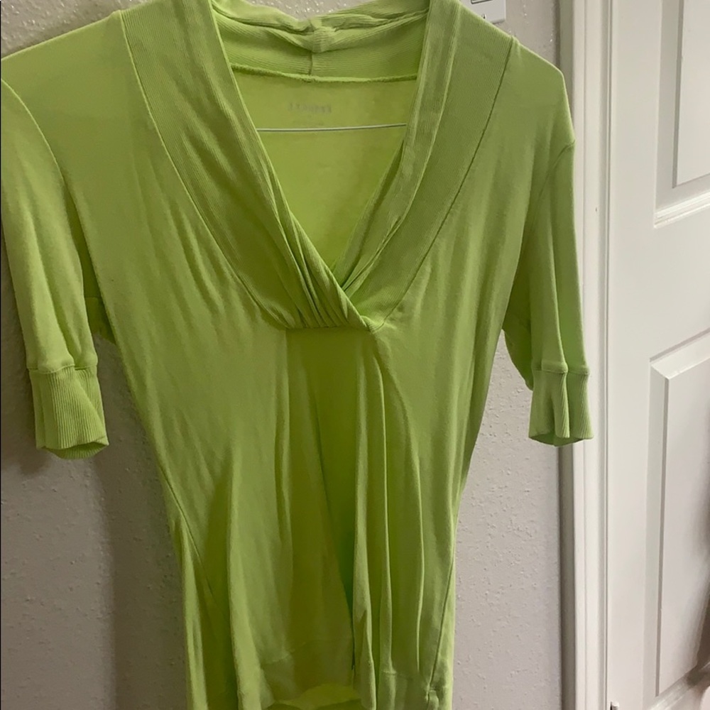 Green twist top